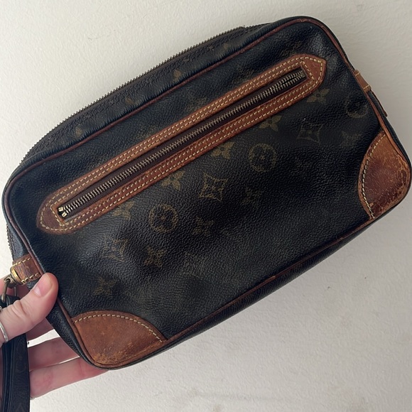 Louis Vuitton Mono Wristlet - Picture 5 of 8
